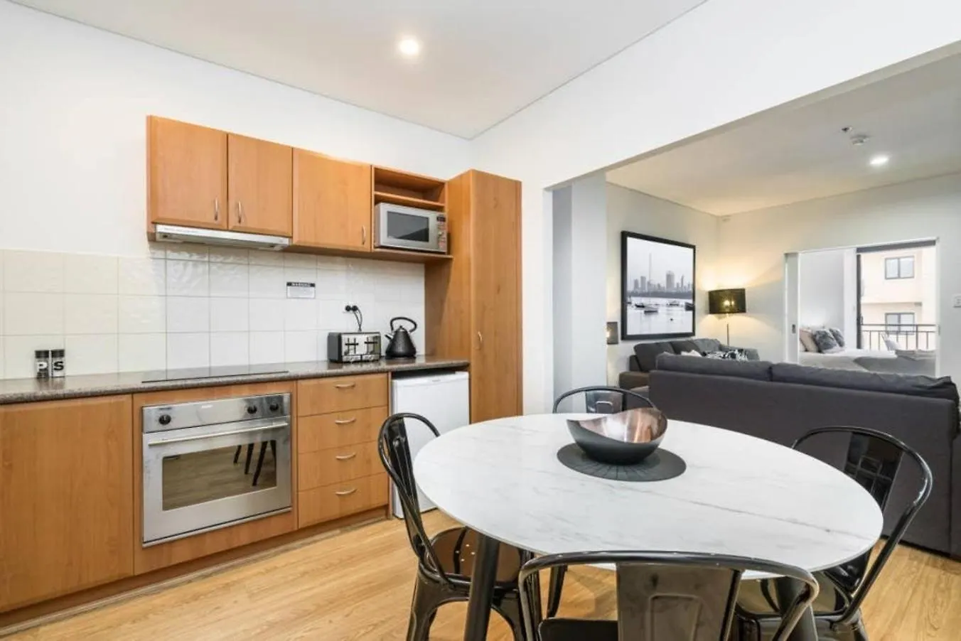504 - Perth Cbd Huge 1Br 1Ba Beauty Apartment 0*,  Australia